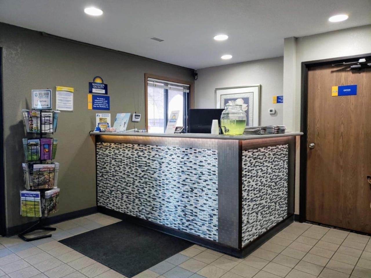 Days Inn By Wyndham Willmar Luaran gambar